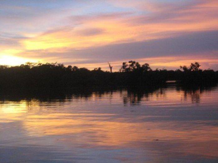 Sonnenuntergang im Amazonas