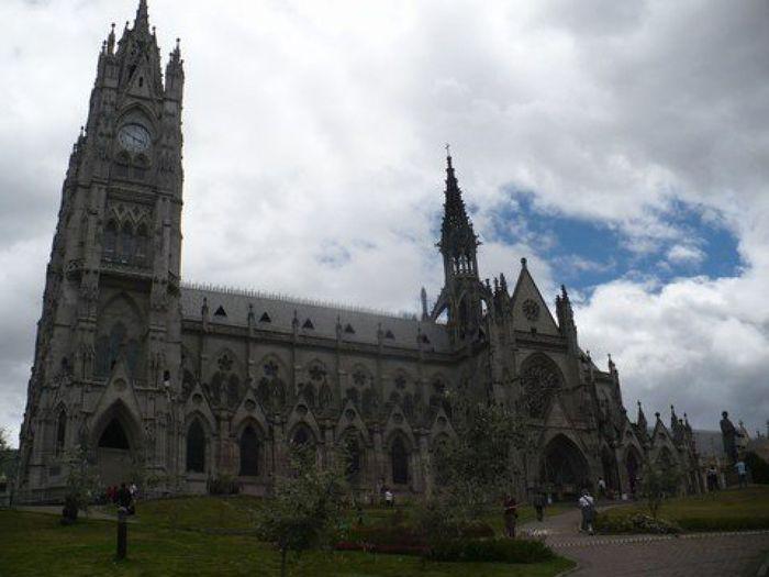 Die Basilica, Quito