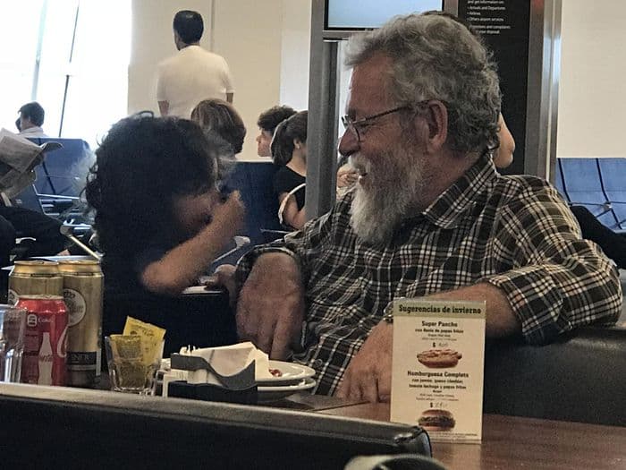 Am Flughafen hat Herbert noch 