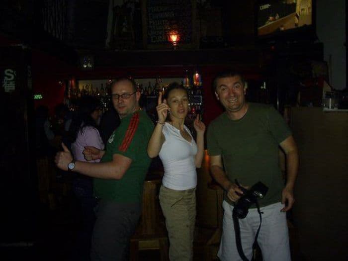 Robert, Carmen und Dorin in der  Disco