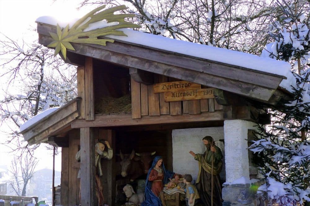 Weihnachten in Südamerika:  Eine Krippe mit Schnee werden die Kinder in Sucre wohl nicht entdecken!