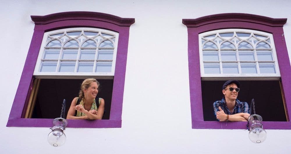 viventura Mitarbeiter beim Erkunden von Paraty.