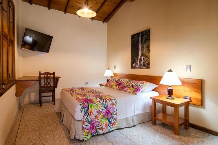 hotel valdivia plaza