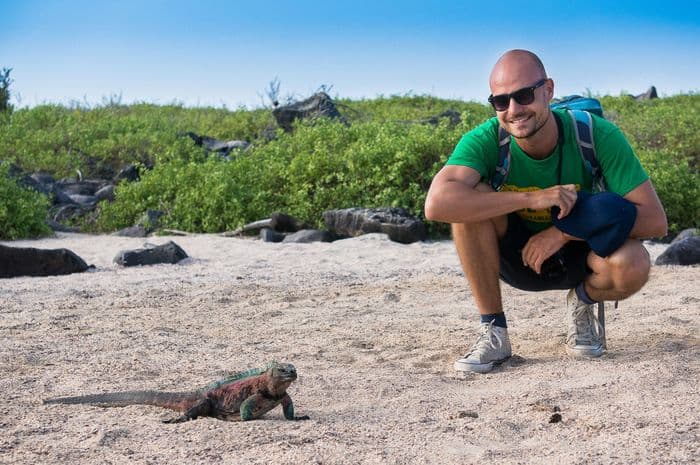 espanola - la pinta yacht galapagos cruise - gal0104
