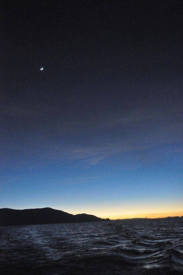 Sonnenaufgang am Titicacasee