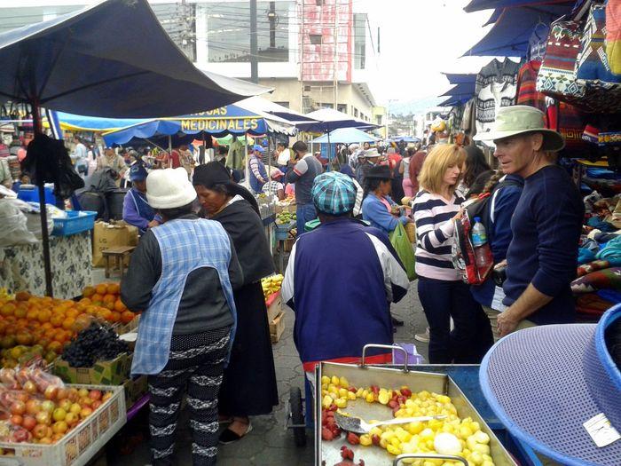 Der Otavalo Markt ist weltweit