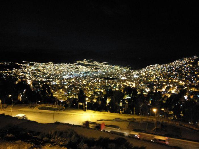 La Paz bei Nacht.