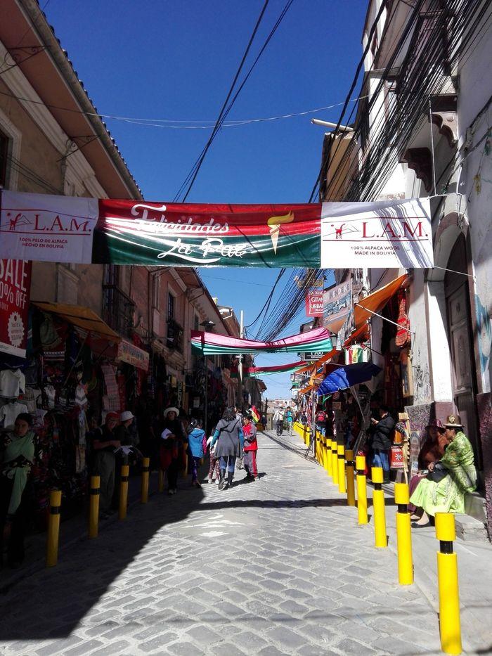 La Paz feiert, alle möchten fe