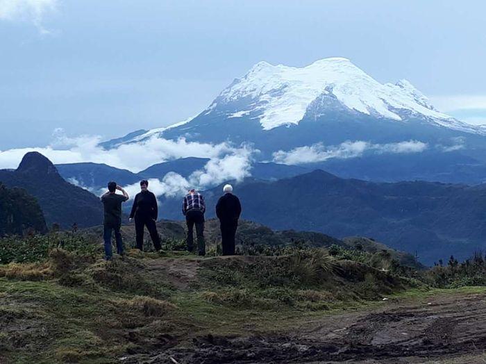 Vulkam Antisaba.. Andean Gebir