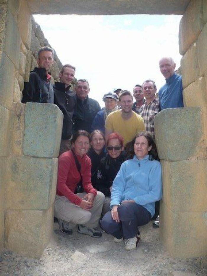 Gruppenfoto im Inkamauerpassage
